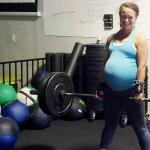 How much can pregnant women lift in the early stages