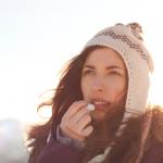 Përkundër ngricave: rregullat e dimrit për kujdesin e fytyrës